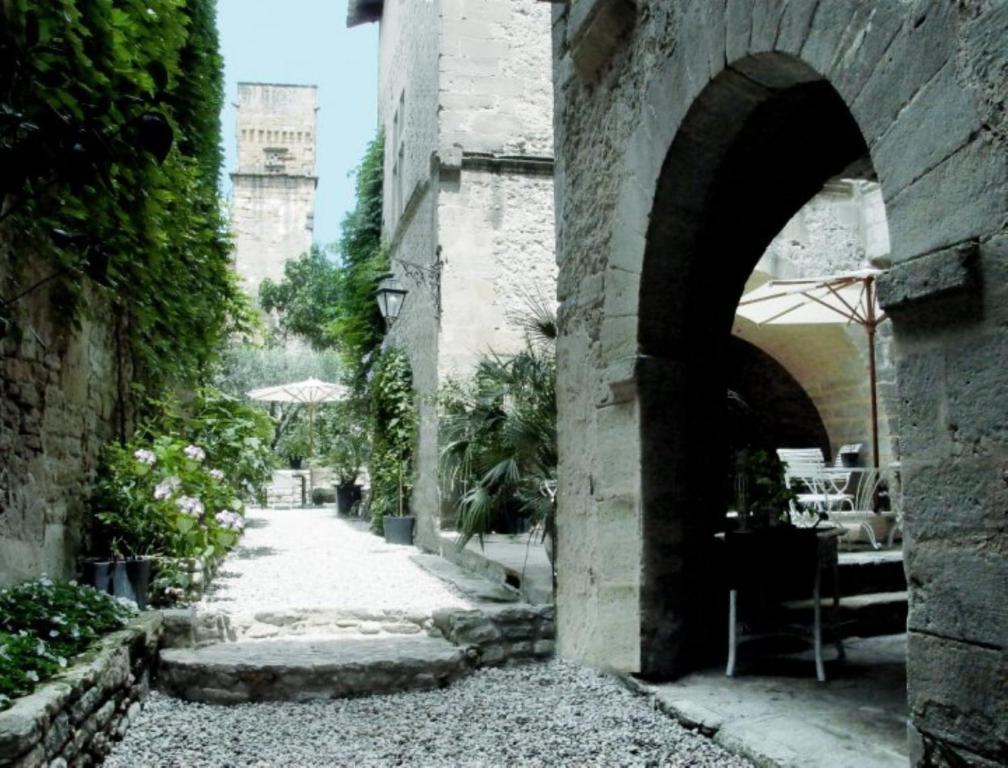 مبيت وإفطار Montaren-et-Saint-Médiers Monte Arena المظهر الخارجي الصورة